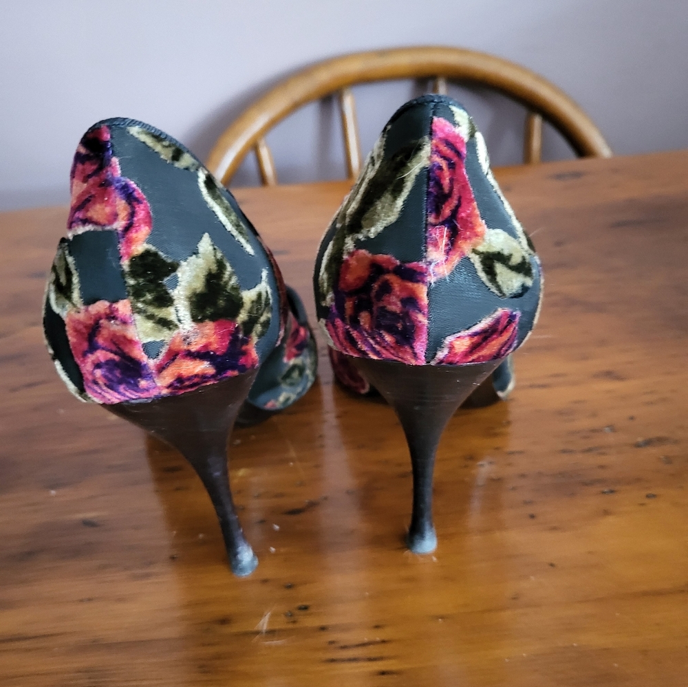 Casadei floral stilettos 7.5 - hardly worn - made in Italy - Picture 5 of 10
